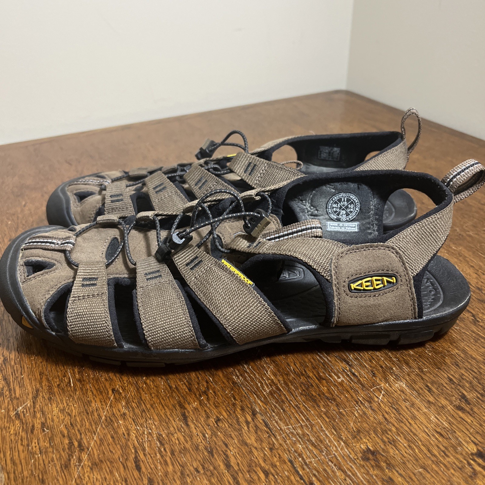 Sandali Keen Clearwater CNX Hybrid Slingback punta chiusa uomo taglia 11 marrone