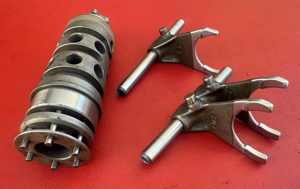 Ducati 1098 S 2007 2008 OEM transmisión motor Tranny engranajes cambio horquillas de tambor Foto 4 de 4