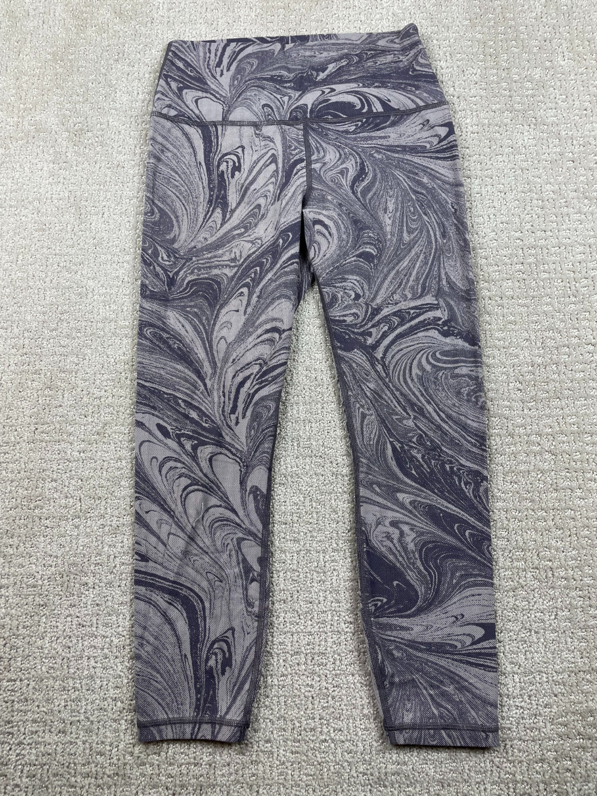 Athleta Leggings Womens Medium Transcend 7/8 Tight Purple Stretch Yoga Active