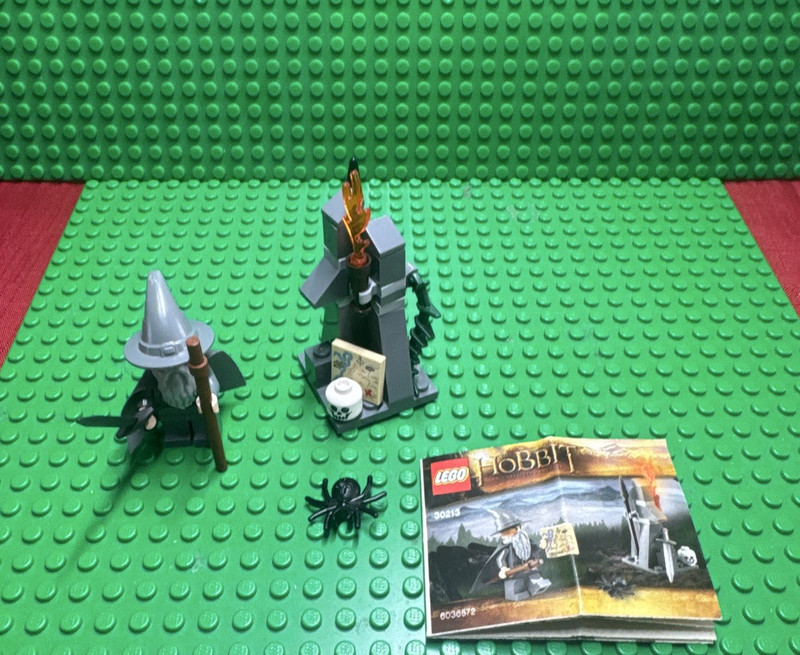 LEGO The Hobbit Gandalf at Dol Guldur 30213 Complete Set 31pcs Polybag No Box
