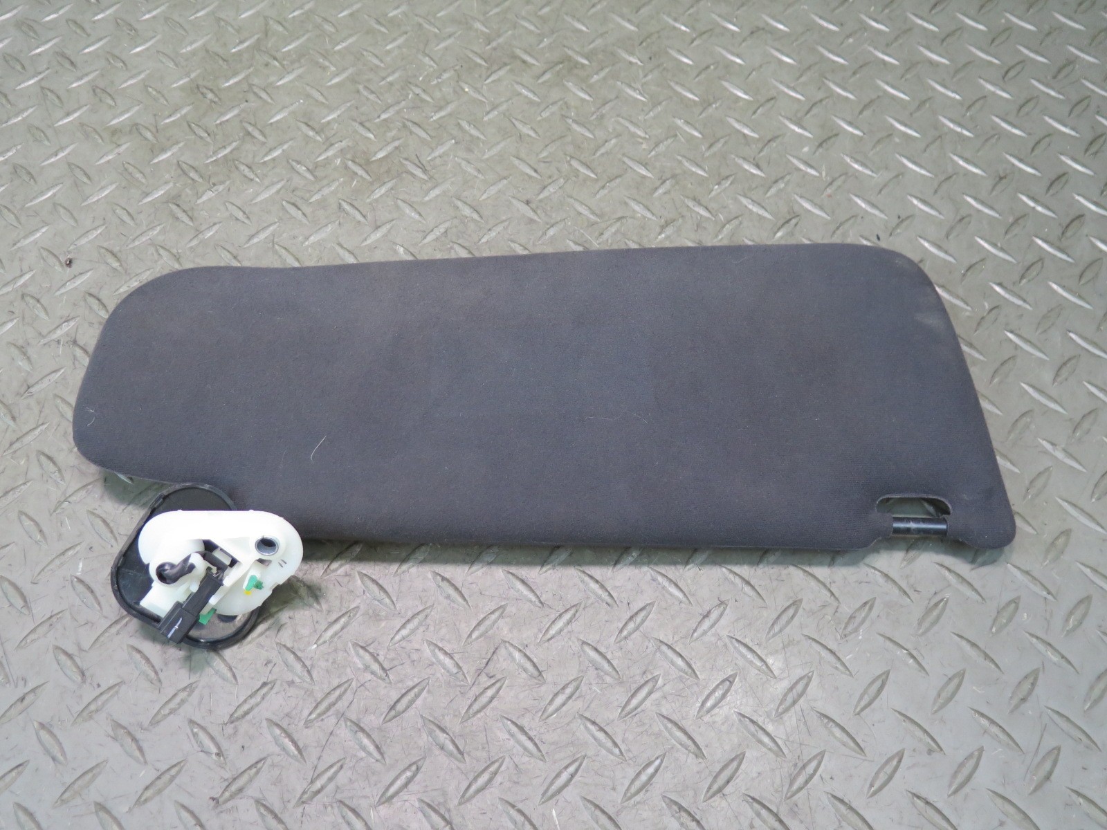 Maserati Ghibli 2014-2020 FRONT+RIGHT Sun visor