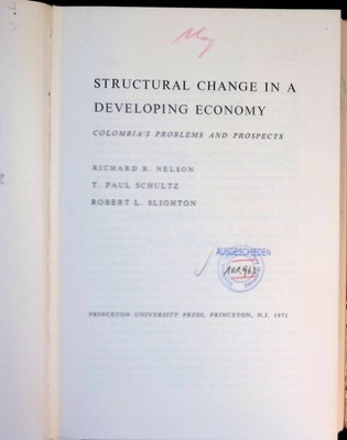 Structural Change in a Developing Economy: Colombia's Problems and Prospects Pri