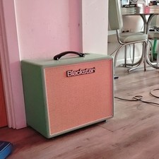 Blackstar UltraRare Ltd Edition Valve Amp Surf / Mint Green SW18