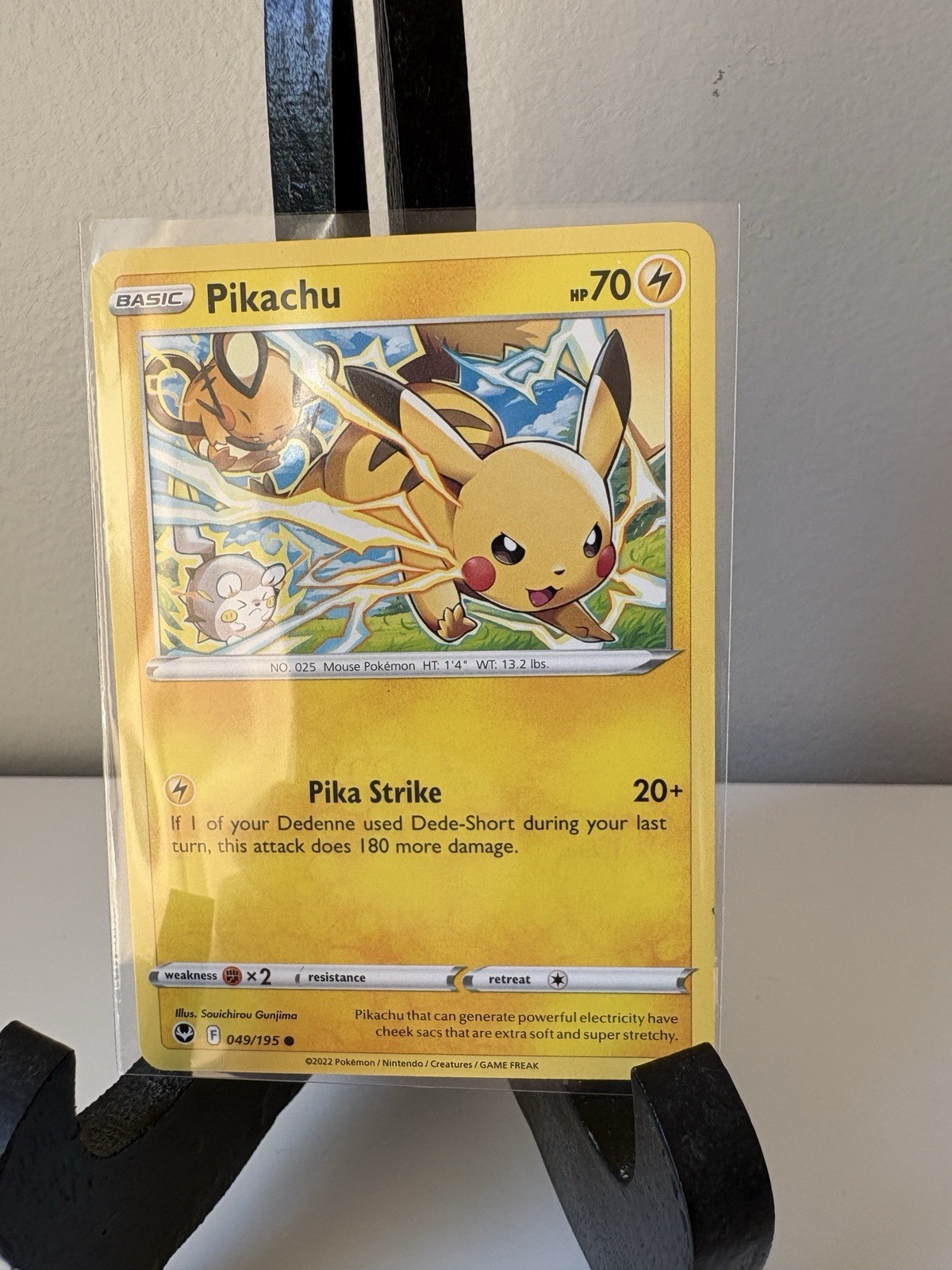 2022 Pokemon SILVER TEMPEST PIKACHU 49/195! NM 