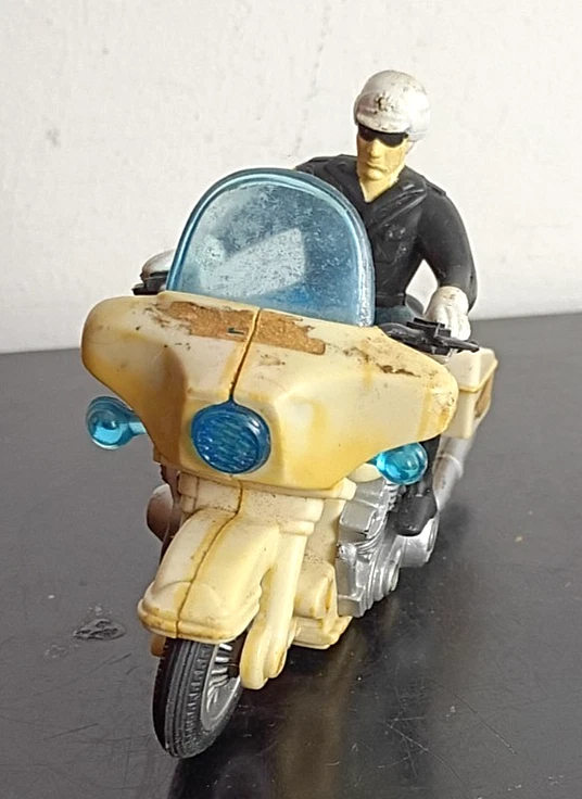 Motocicleta de policía de colección, Everbright Toys 5” Highway Patrol años 80 Foto 3 de 4