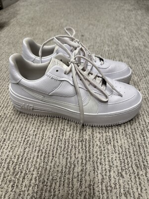 nike air force white size 9