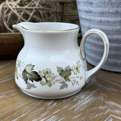 Royal Doulton Larchmont TC.1016 10oz Fine China Creamer England Gold Trim