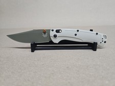 Benchmade Taggedout- Tan Grivory, 3.5" Green Elmax