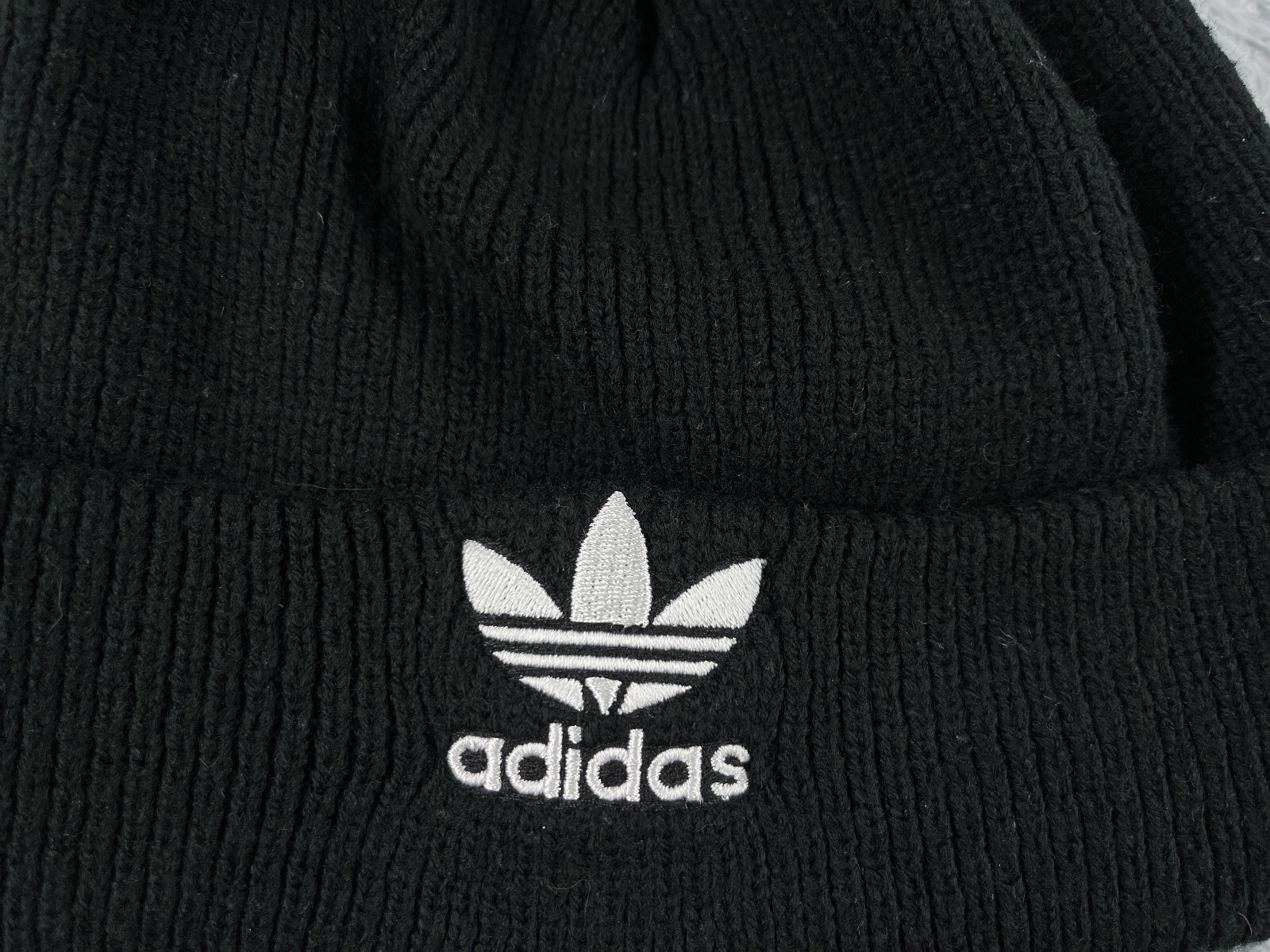Adidas Beanie Toque Adult One Size Black Knit 100% Acrylic Winter Snow Ski thumbnail 2