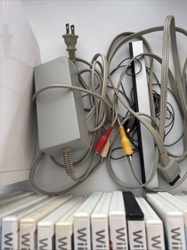 Nintendo Wii Console 32 Game Lot Huge Collection!