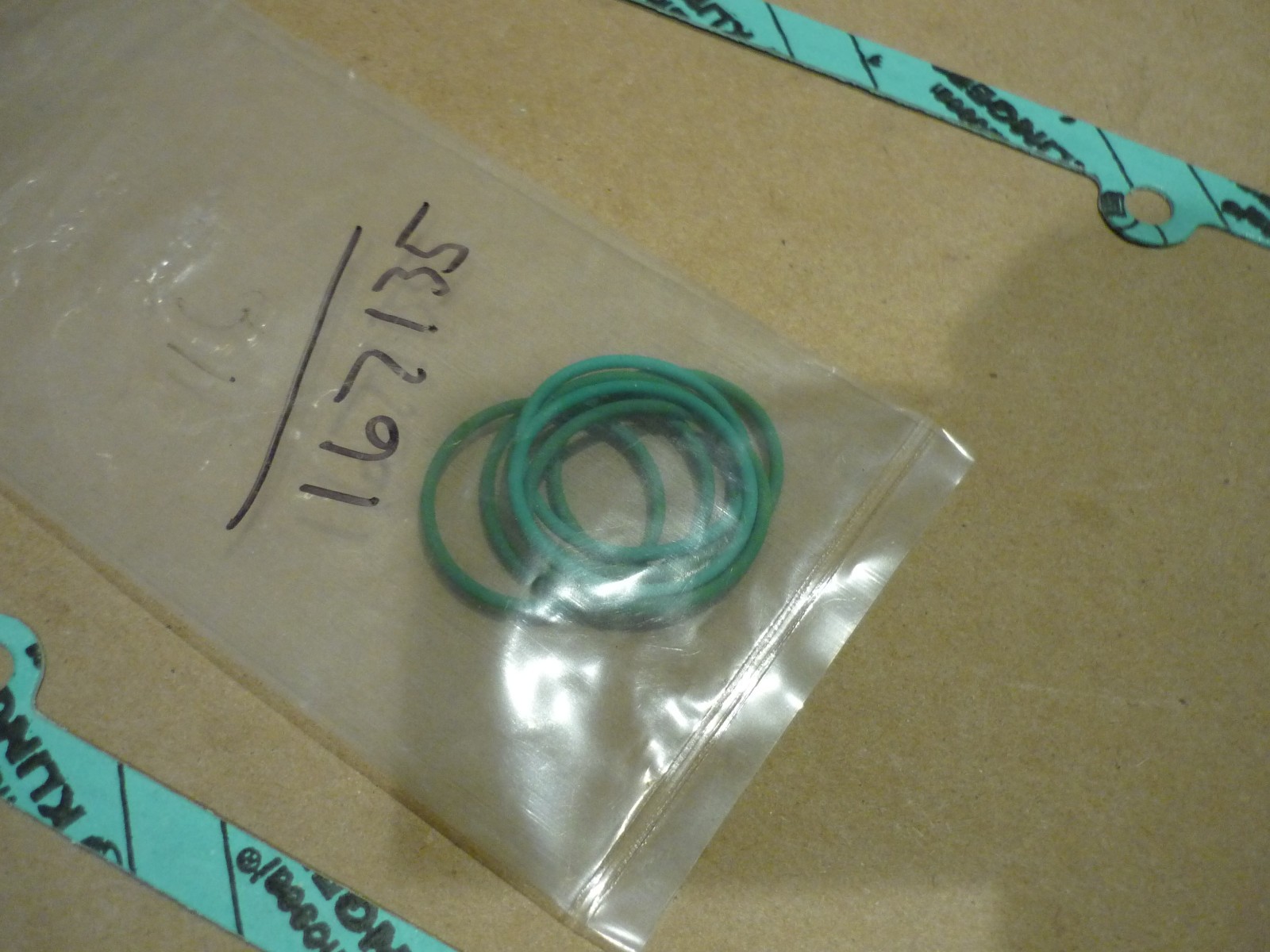 Ferrari 360 - Set Of Cam Cover Gaskets LH & RH With O-Ring Seals # 173540-173541