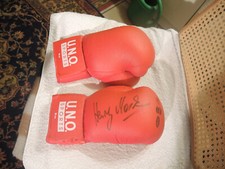rote Boxhandschuhe von HENRY MASKE signiert!  1 Paar 8 OZ Sammlerst&uuml;ck