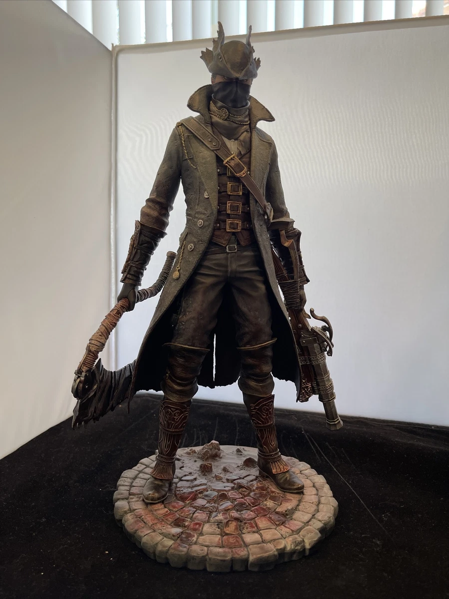 Bloodborne Hunter 1/6 Scale Figure - Exclusive Puddle of Blood Version