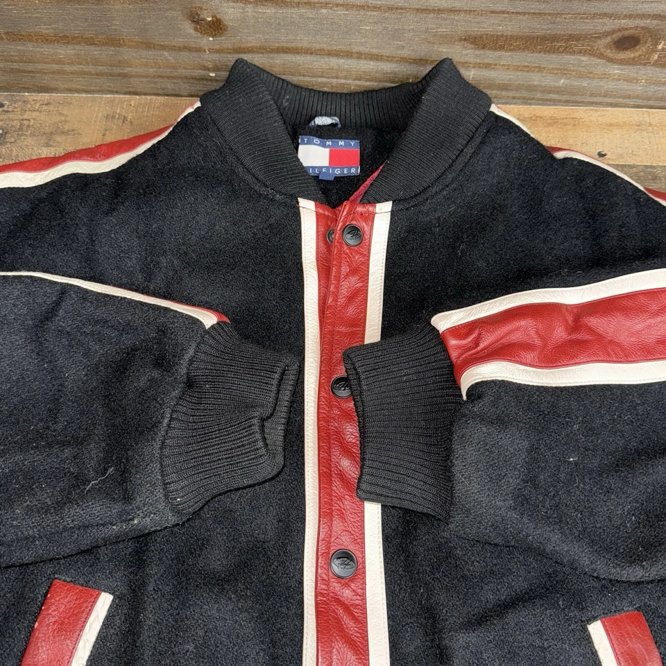 De colección Para Hombre Tommy Hilfiger Negro A Presión Lana Acolchado Motocicleta Talla Grande Foto 3 de 4