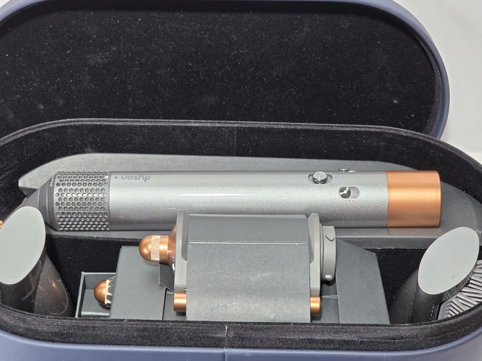 Genuine Dyson Airwrap Multi-Styler Complete Long Nickel/Copper OPEN BOX - Image 2 of 4