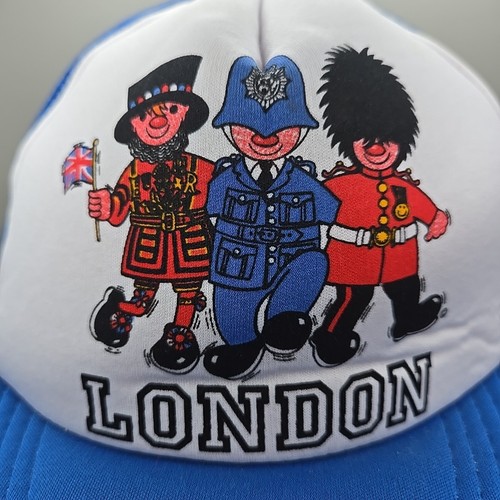 London Souvenir Officer Royal Guard Bobby Blue & White Mesh Back Strapback Hat - Foto 2 di 9