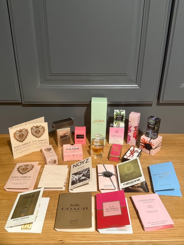 Lot of 27 Designer Perfume Minis – D&G, Prada,YSL,Valentino, Coach, NOYZ & More