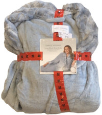 Carole Hochman New Women's Size Medium Long Plush Wrap Robe Blue Patch Pockets