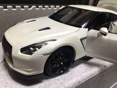 autoart nissan gtr r35