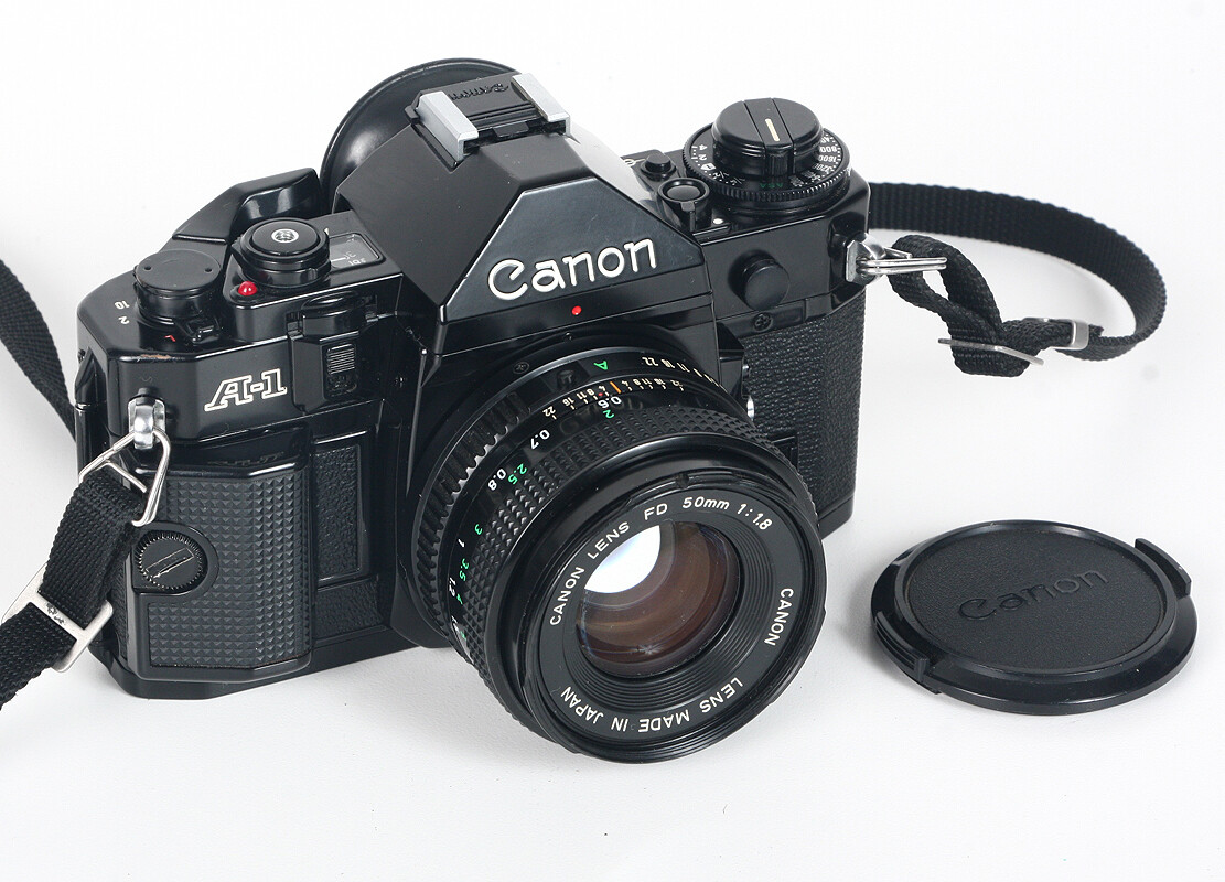 chie CANON A-1, 50/1.8 CANON FD-N (DUST, DEBRIS), FEW ISSUES