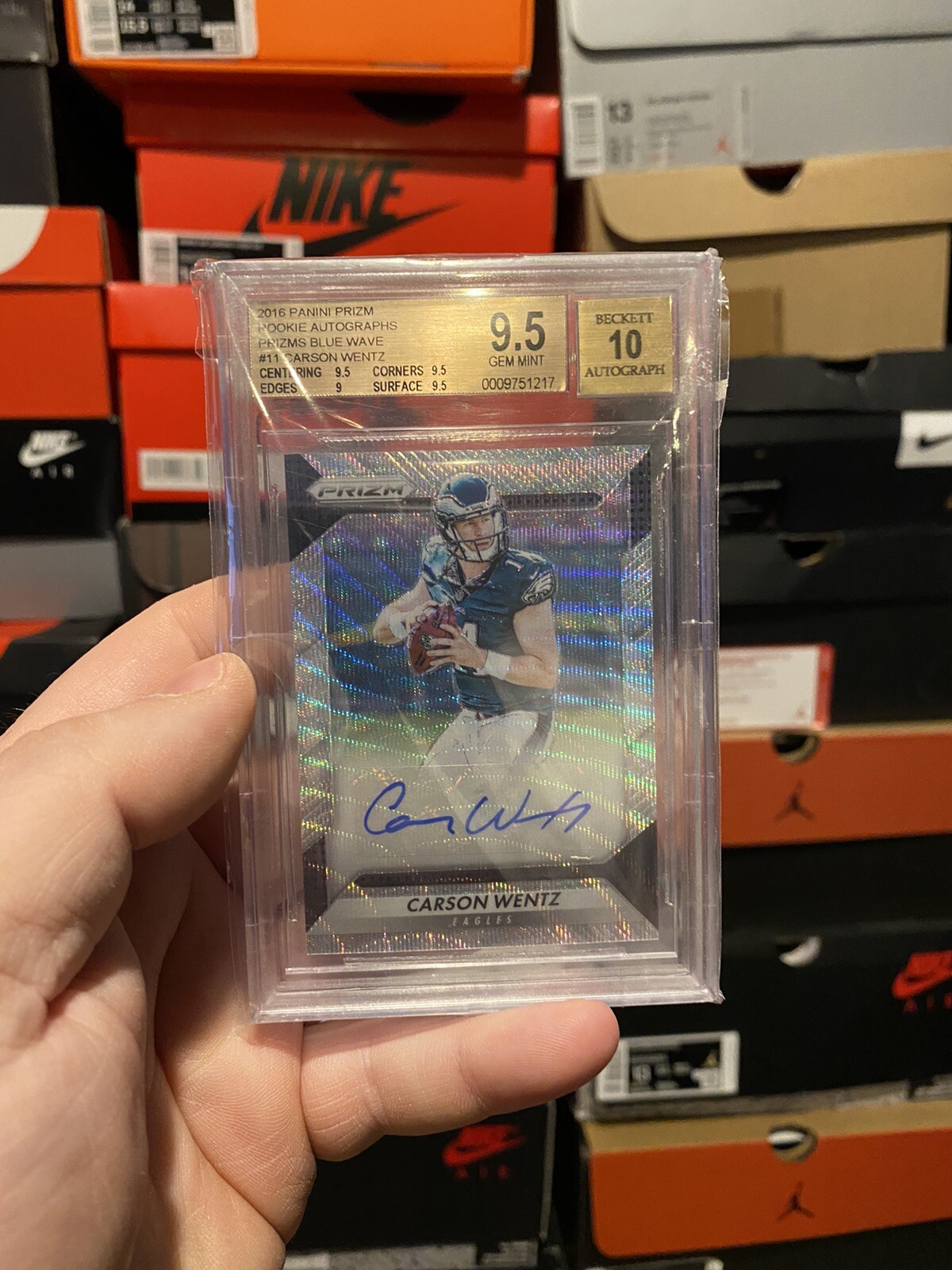 CARSON WENTZ 2016 PRIZM BLUE WAVE /149 AUTO RC ROOKIE BGS 9.5 / 10 AUTO GEM MINT