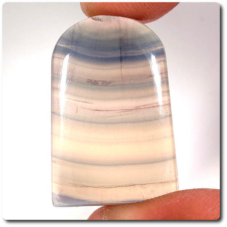 Fluorine arc-en-ciel Afghanistan 38.65 carats, pierre de collection en cristal violet