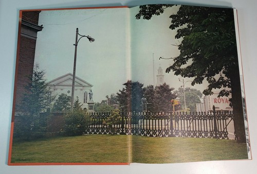 1974 Woburn High School Yearbook Innitou MA Mass Massachusetts - Picture 2 of 5