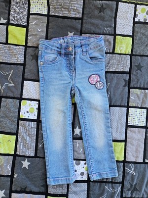 Schmale Jeans / Größe 92