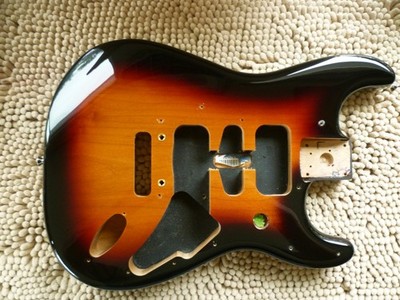 Genuine Fender Player Plus Stratocaster Strat HSH Rout Sunburst Near Mint!