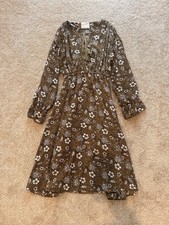 Preowned Boho Floral Midi Dress with Tassel Tie – Green Size XS