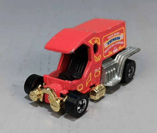 Vintage Hot Wheels T-Totaller 1976 Red w/ Gold Chrome Base Flying Colors HK