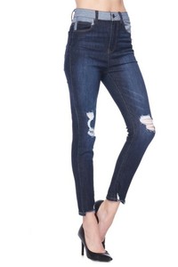 raw edge cropped jeans