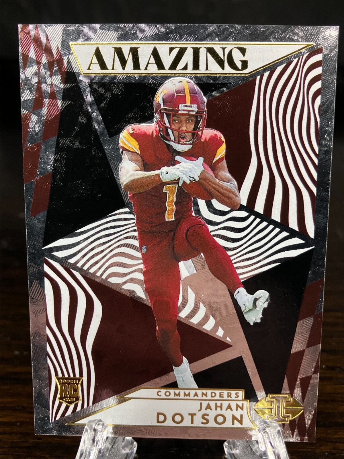 Jahan Dotson 2022 Illusions Amazing! Commanders Rookie