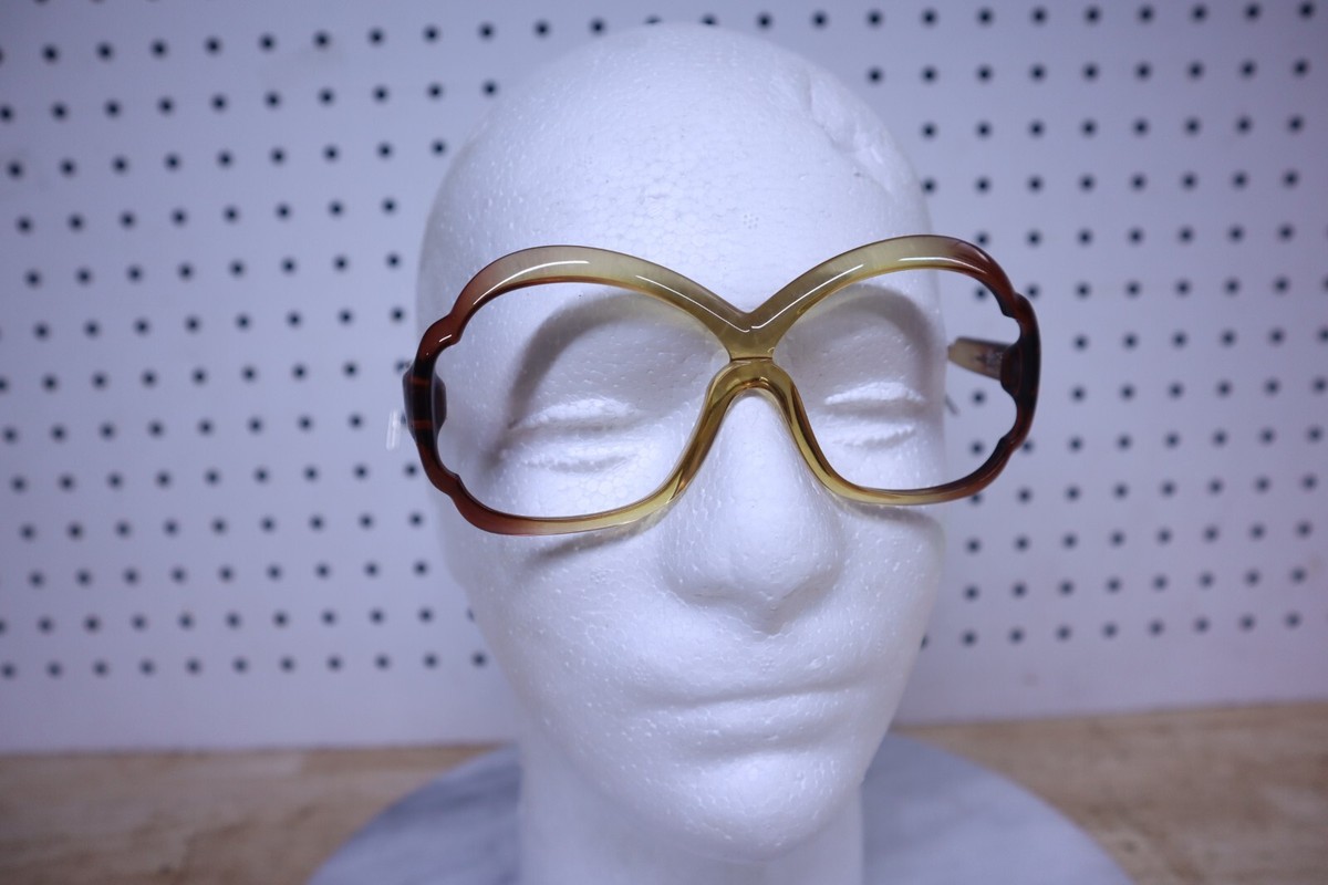 ジバンシィ（GIVENCHY）サングラス　UNICO フレーム　ヴィンテージ Nice Used Vintage Givenchy VII Unico Optyl 1970s Glasses