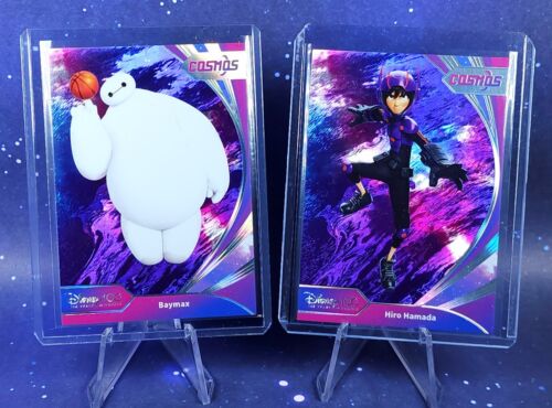 2023 Kakawow Cosmos Disney 100 Big Hero 6 Baymax & Hiro Hamada/188 Cosmos Holo - Foto 2 di 15