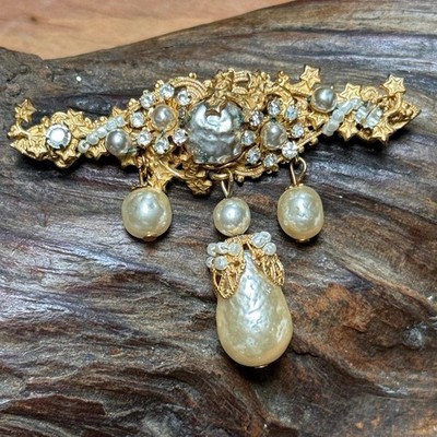 Vintage Miriam Haskell Baroque Dangling Pearl Brooch