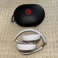 Beats by Dr. Dre Studio Headphones Wireless Noise Cancelling Gold/White NEW PADS