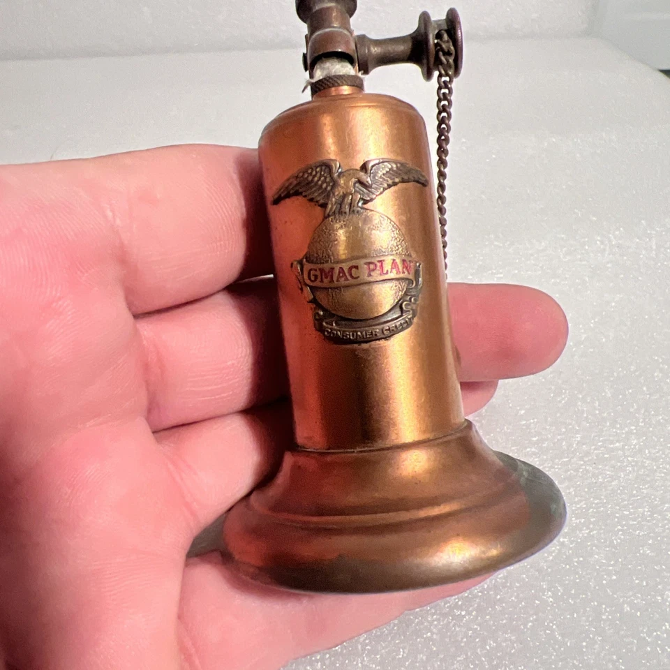 DE COLECCIÓN MARRÓN Y BIGELOW SPARKLITE TIRADOR CADENA MESA PUBLICIDAD ENCENDEDOR PLAN GMAC EE. UU. Foto 2 de 4