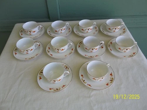 Set of 10 - Vintage Hall Jewel Tea Autumn Leaf Mary Dunbar Cups & Saucers