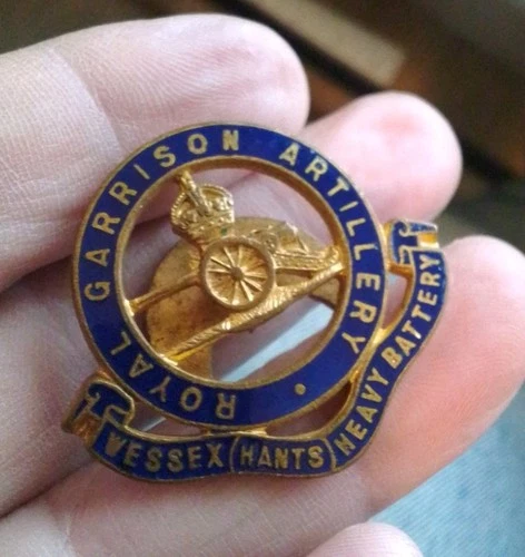 Royal Garrison Artillery Wessex (Hants) Heavy Battery Pin Badge Possibly OCA WW1