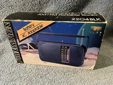 Vintage Soundesign AM/FM 2Band Portable Radio 2204 BLK NIB (gg)