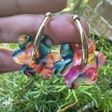 Daisy Hoop Earrings Resin Multicolor Gold Tone Boho Fashion Jewelry New 1.5"