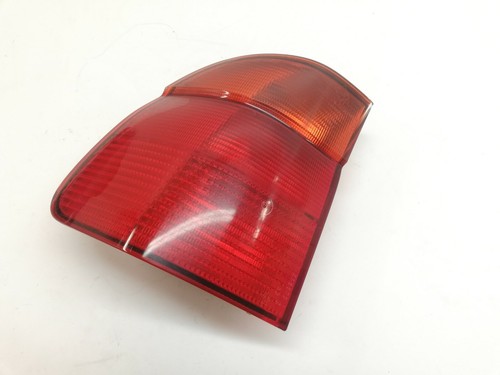 BMW E39 5er 520i Touring - Rückleuchte Rücklicht Heckleuchte Links 8371324 (12)