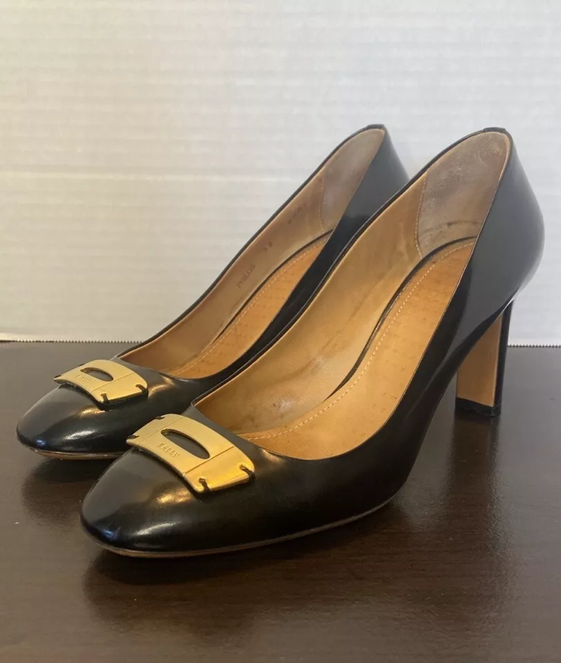 Bally Of Switzerland Black Patent Leather Pumps Size 38 - Image 4 of 4