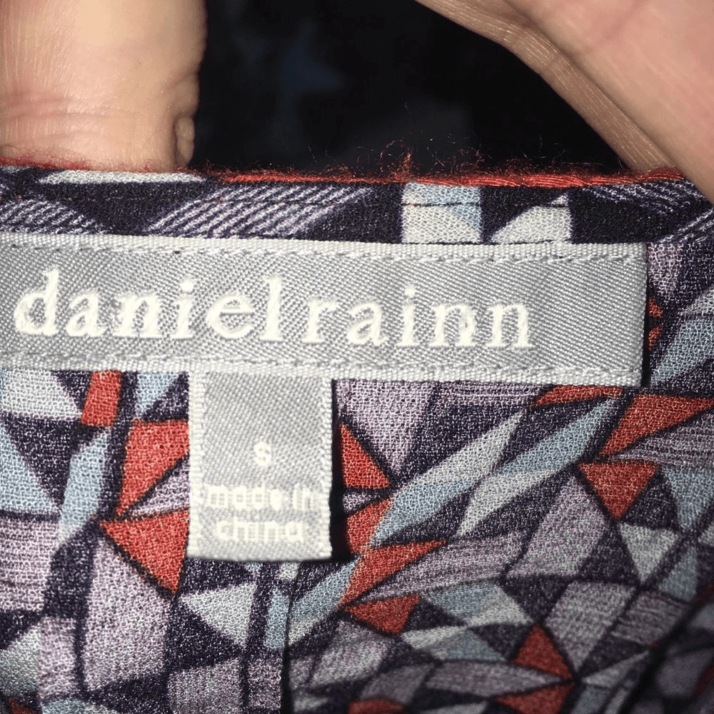 Daniel Rainn abstract split neck boho blouse - image 4