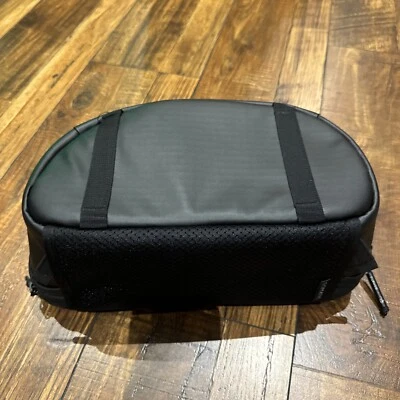 Nomatic Peter Mckinnon Cube Pack 21L Camera Case Backpack