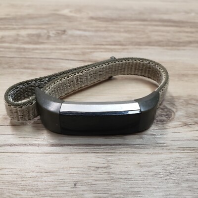 Fitbit Alta FB406 Fitness Tracker Pedometer Steps Monitor Black/Gold No Charger*