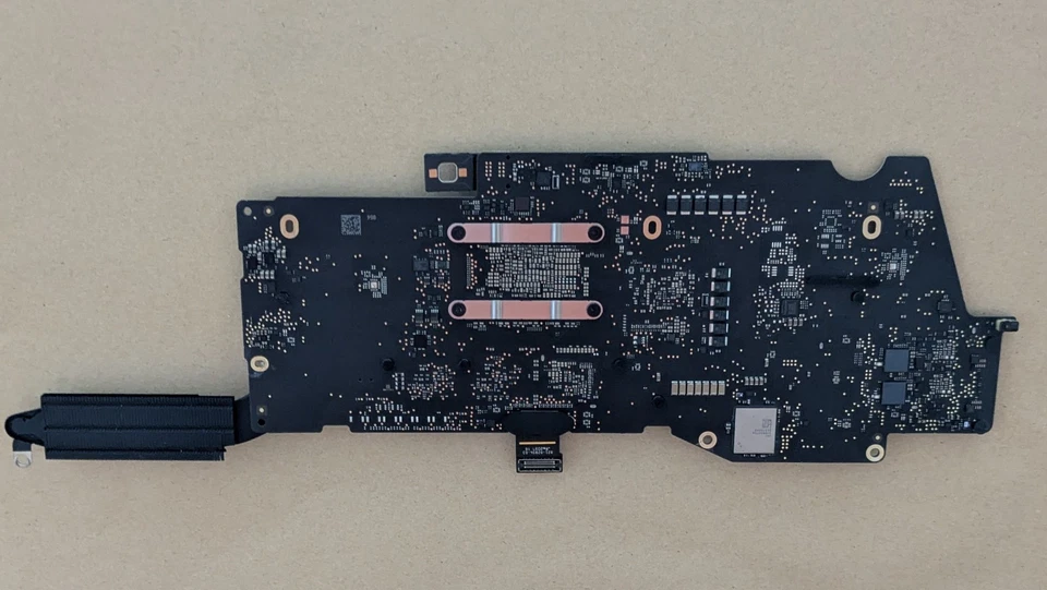 MacBook Pro A2338 Logic Board + ID. 8GB 256GB. R36 READ - Image 4 of 4