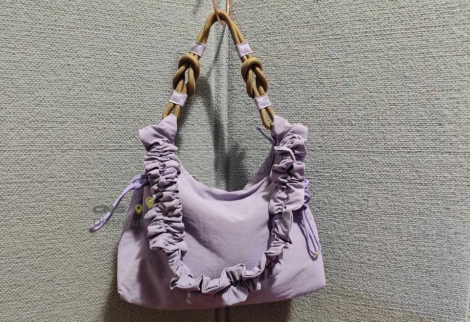 Bolso Bandolera Lululemon Convertible Acanalado 6.5LW Blanco NUEVO STOCK EN EE. UU. Y ENVÍO Foto 3 de 4