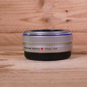 Used Olympus 17mm F2.8 Silver Micro Four Thirds Lens